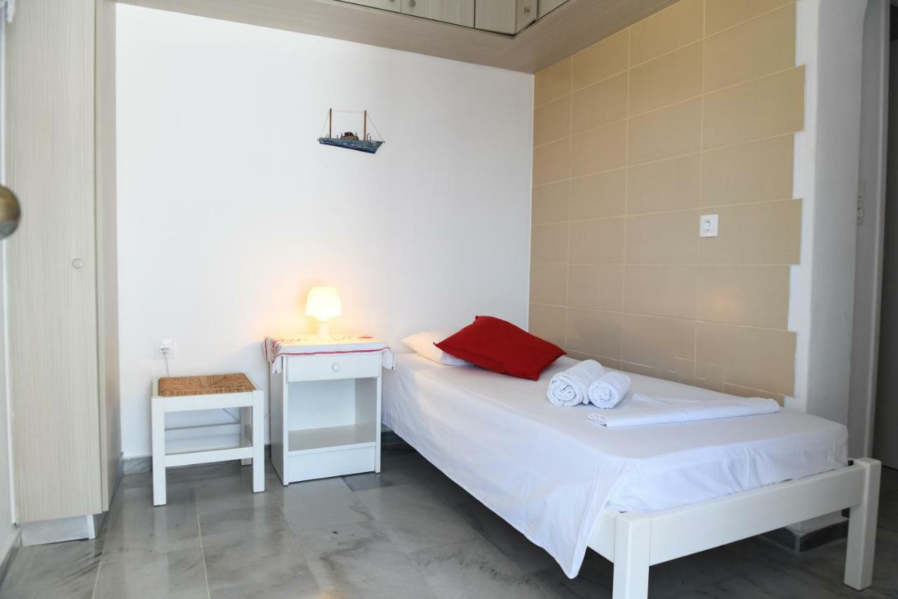Dryades Family Hotel 드리오스 외부 사진